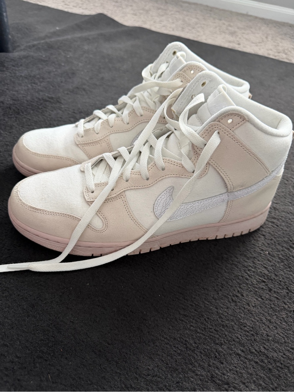 Nike High-Top Sneakers in Cream and Light Pink - Men's